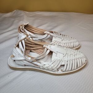NWOT Chamula Sayulita White Leather Basket Weave Sandals sz 5.5